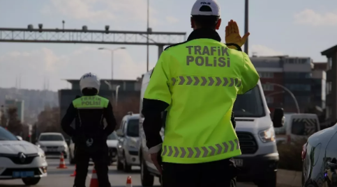 Çakarlı ve sirenli araca dudak uçuklatan ceza!