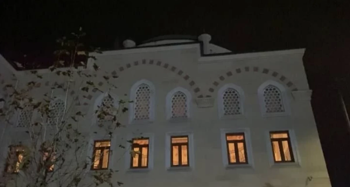 Cami tuvaletinde erkek cesedi bulundu     