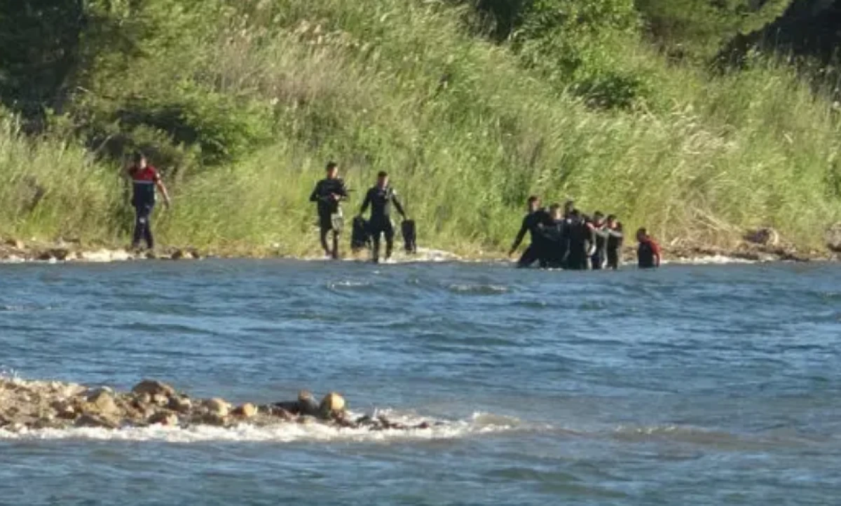 &Ccedil;anakkale&rsquo;de denizde kaybolan 14 yaşındaki &ccedil;ocuğun cansız bedeni bulundu