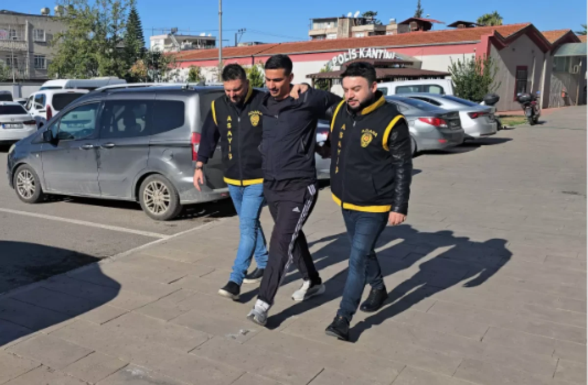 Çekici içindeki telefonu çalıp, kaçtı    