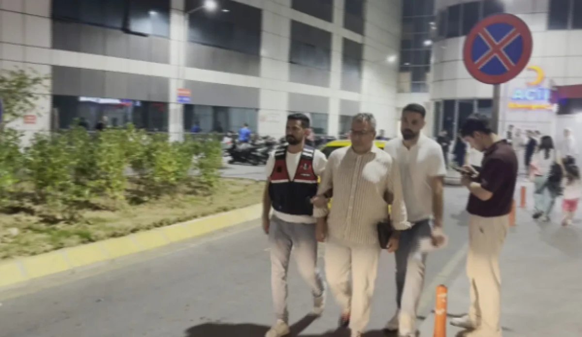 Cem K&uuml;&ccedil;&uuml;k dosyasında şok ayrıntı! B&uuml;y&uuml;k isimleri kullanarak korkutmuş...