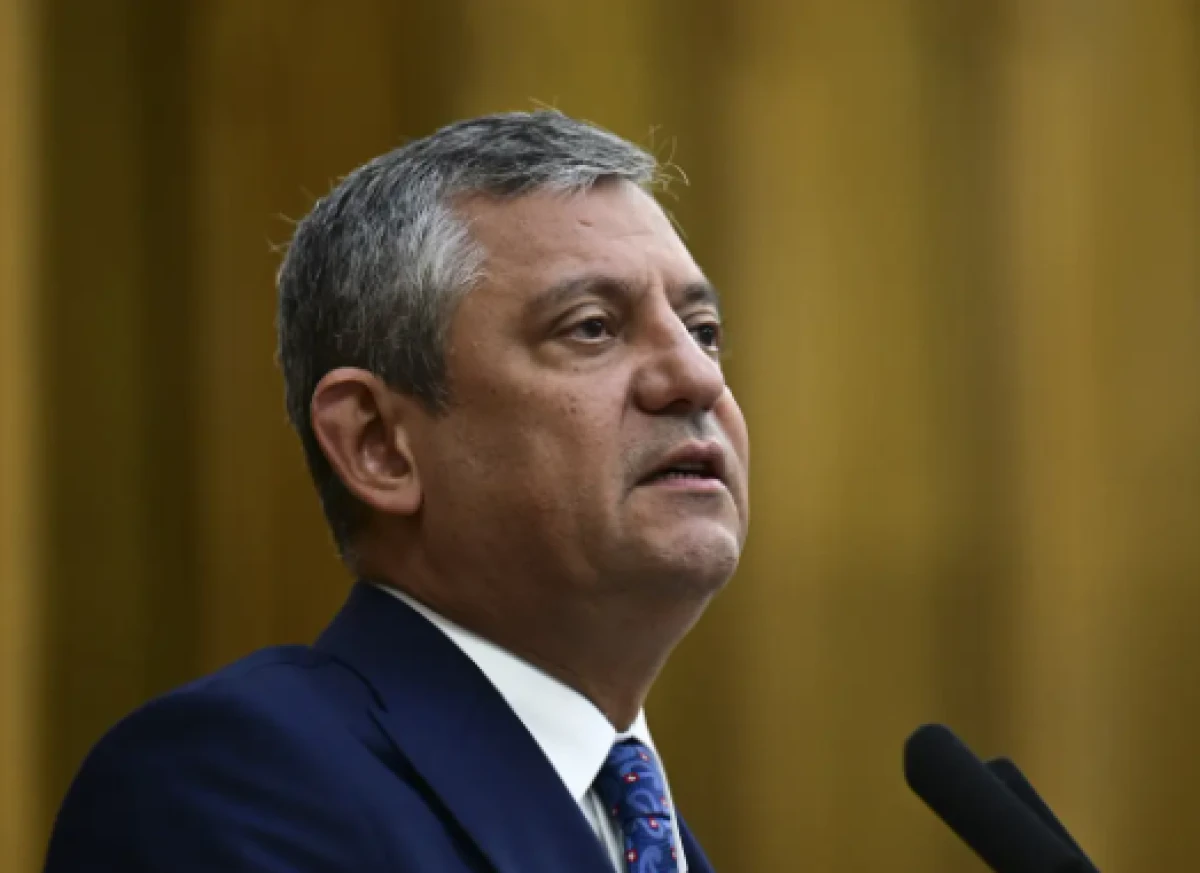 CHP'de &Ouml;zg&uuml;r &Ouml;zel'i korkutan tablo! En az 25 vekil 'Evet' oyu verecek