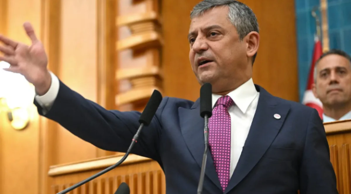 CHP&rsquo;den &Ouml;zg&uuml;r &Ouml;zel&rsquo;e &lsquo;hesap ver&rsquo; mesajı