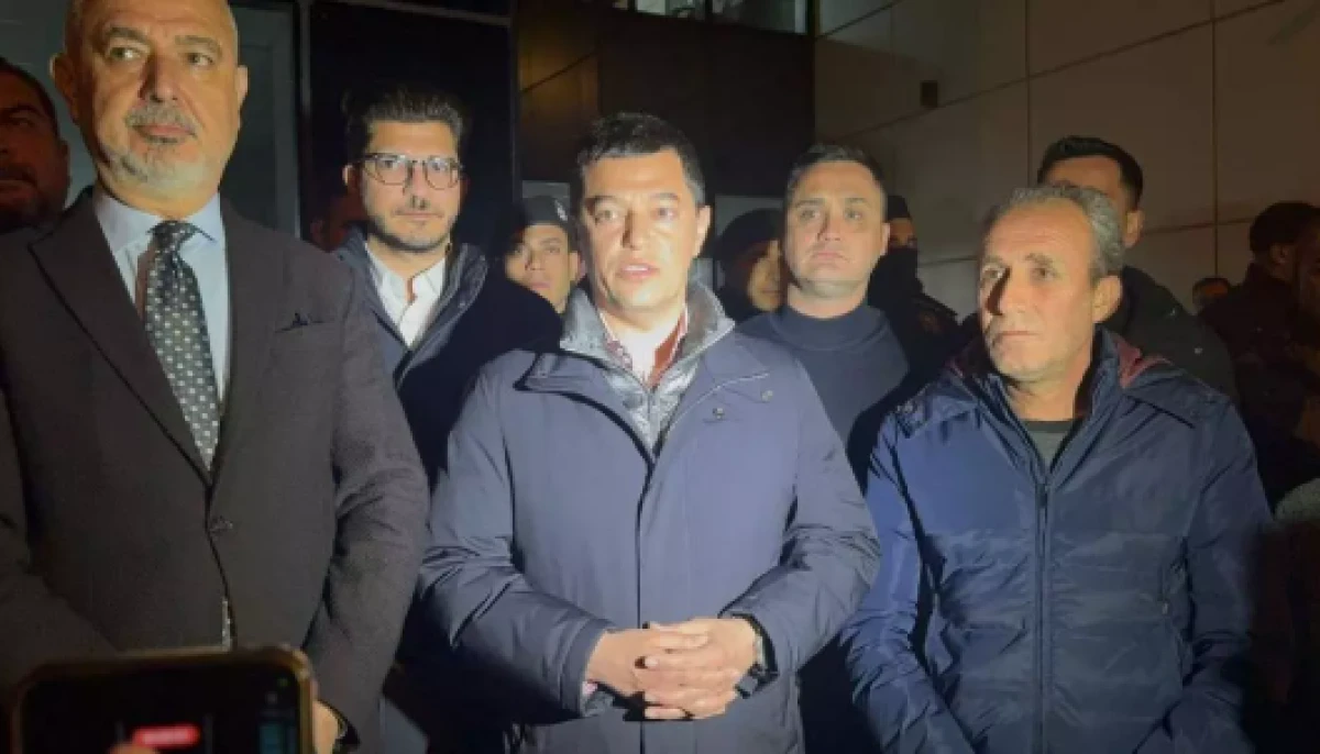 CHP'li Marmaris Belediyesi'ne gece yarısı operasyon           