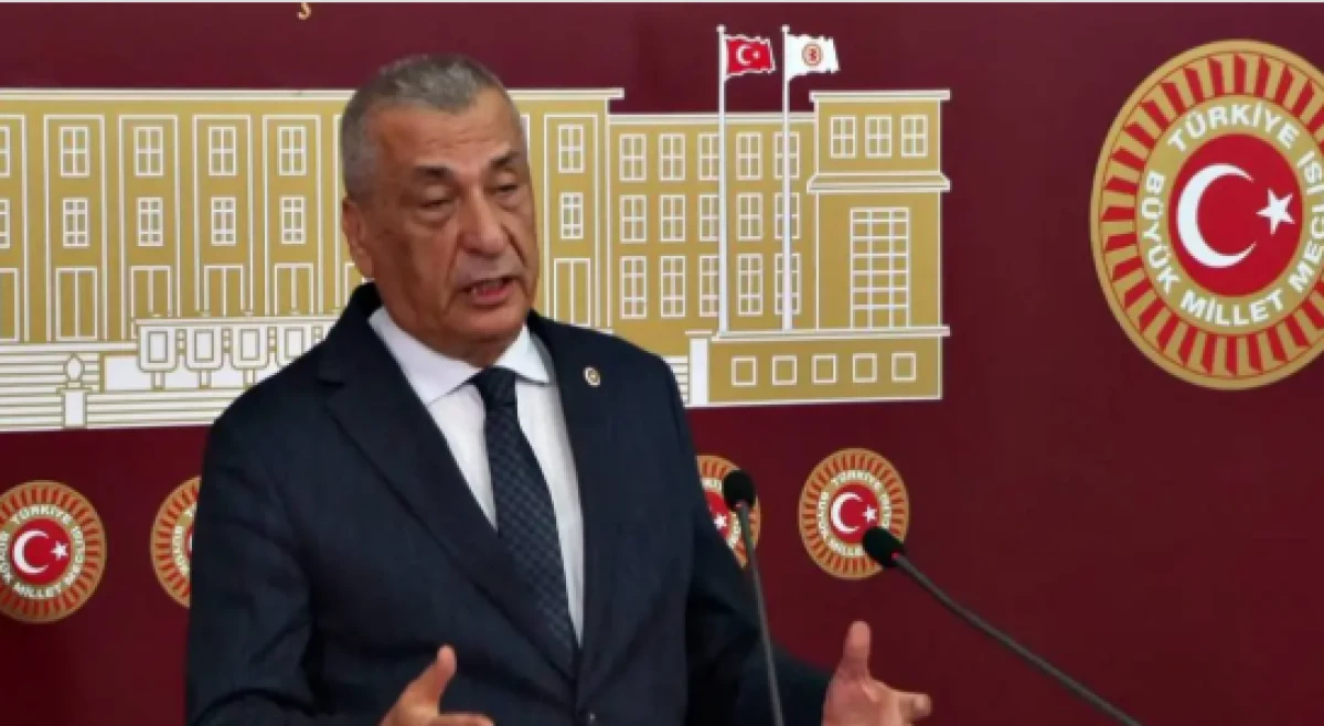 CHP&rsquo;li &Ouml;zt&uuml;rkmen'den &lsquo;mutlak butlan&rsquo; &ccedil;ıkışı: 'Karara saygı duymalıyız'