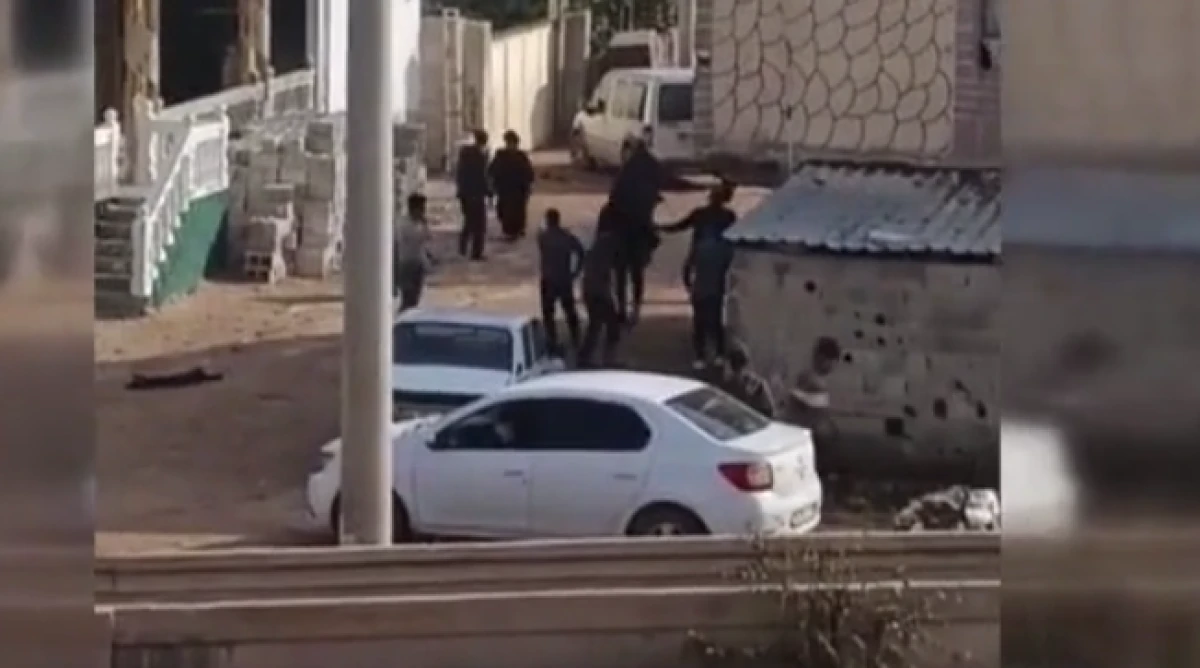 Çocukların kavgasına aileler karıştı olay daha da büyüdü! 