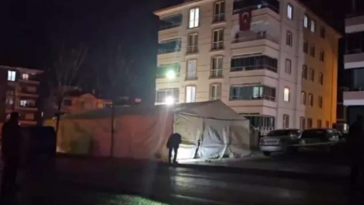 &Ccedil;orum'da kendisi i&ccedil;in d&uuml;zenlenen asker eğlencesinde silahla vuruldu     