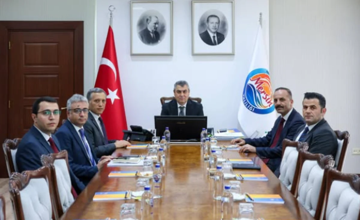 Devletin vakarını taşıyan, milletin g&ouml;nl&uuml;nde yer bulan bir Vali&hellip;