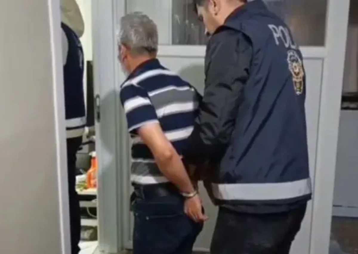 Diyarbakır'da 19 yıllık cinayet dosyası &ccedil;&ouml;z&uuml;ld&uuml;! Erhan&rsquo;ın babası tutuklandı