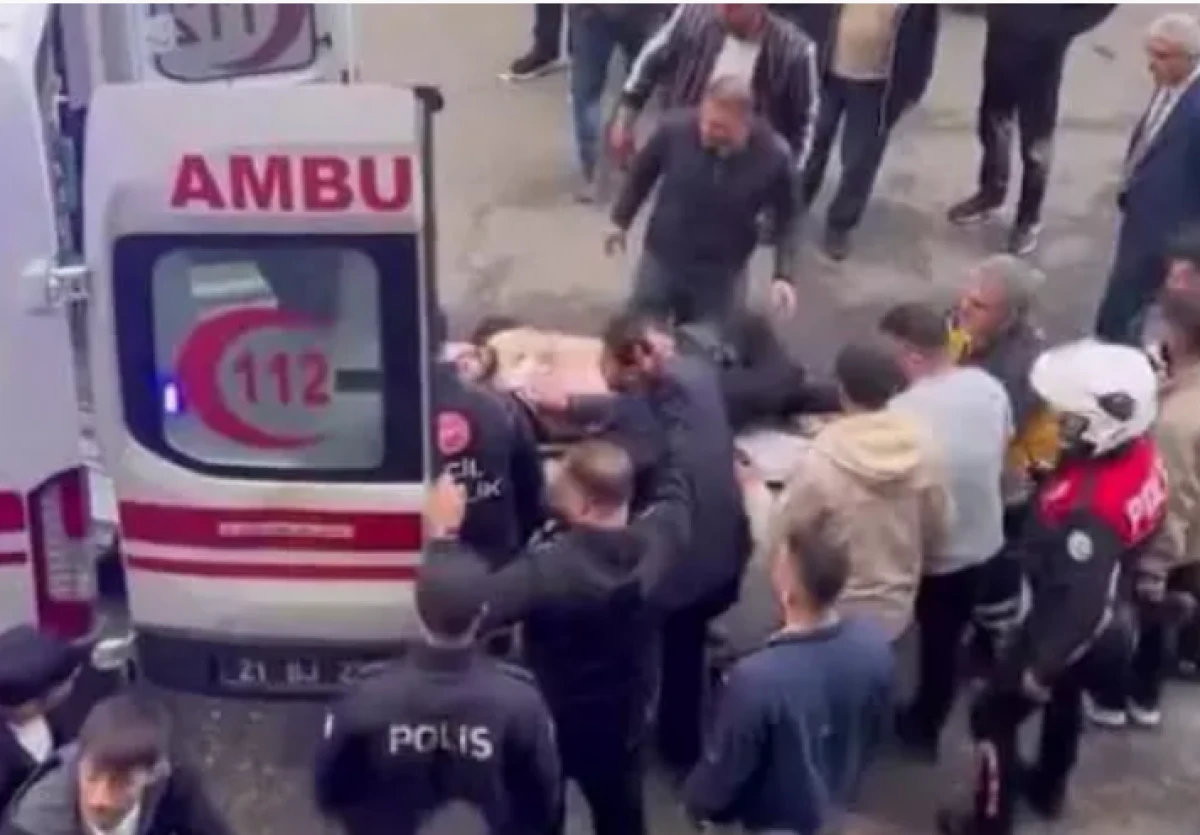 Diyarbakır'da kanlı hesaplaşma: 1 &ouml;l&uuml;