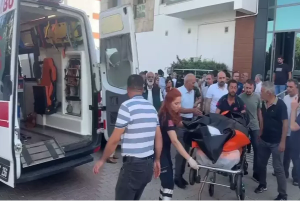 Diyarbakır'da Kapıcı Elektrik Çarpması Sonucu Hayatını Kaybetti