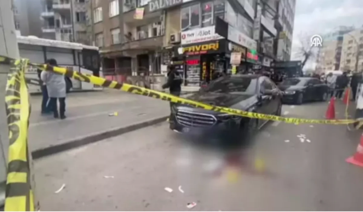 Diyarbakır'da silahlı saldırı                     