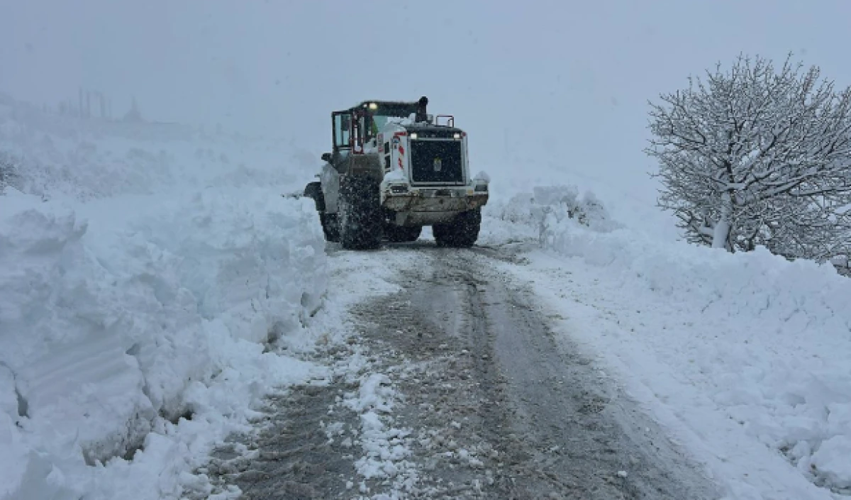 Doğu&rsquo;da kış geri d&ouml;nd&uuml;                              