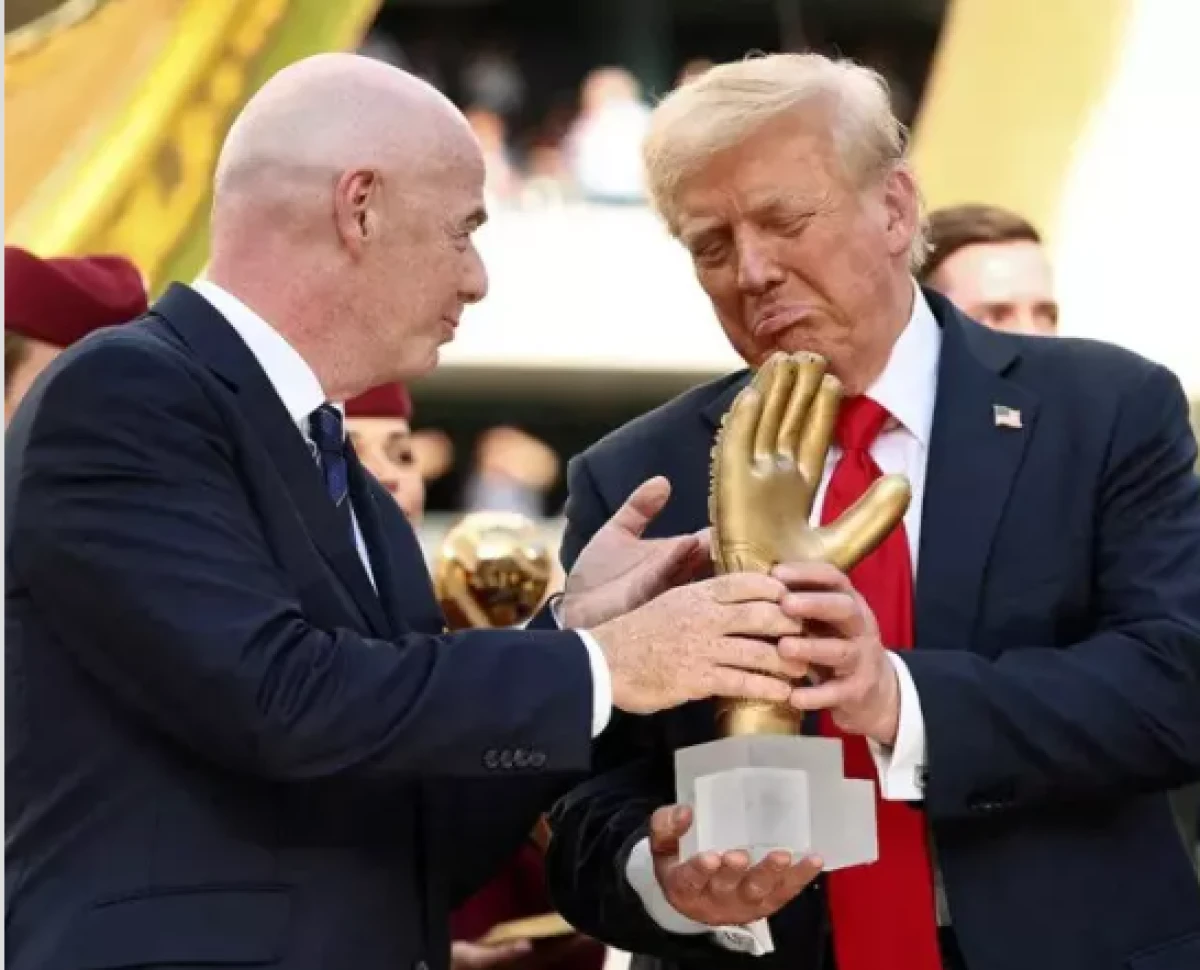 Donald Trump&rsquo;tan FIFA&rsquo;ya akılalmaz İran teklifi! Avrupa &uuml;lkesini turnuva i&ccedil;in &ouml;nerdi