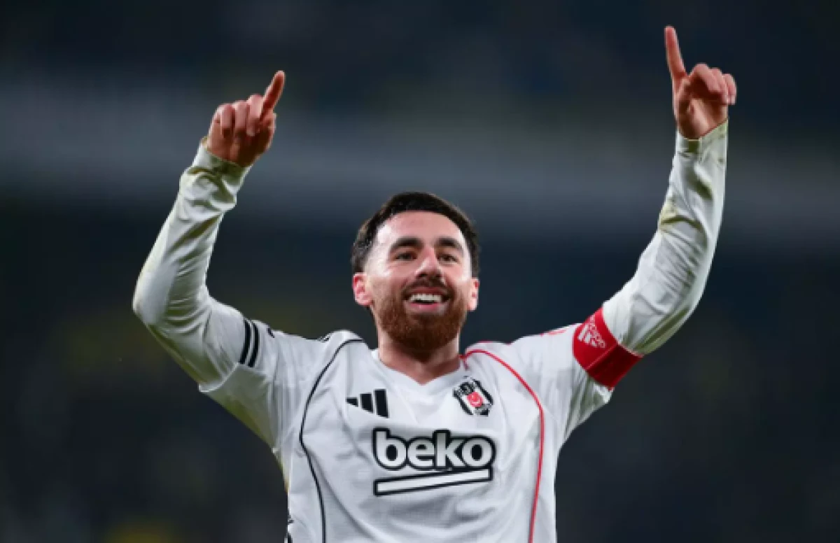 D&uuml;nya devi Orkun K&ouml;k&ccedil;&uuml; g&ouml;z&uuml;n&uuml; kararttı! Tarihe ge&ccedil;ecek bonservisi &ouml;demeyi kabul ettiler