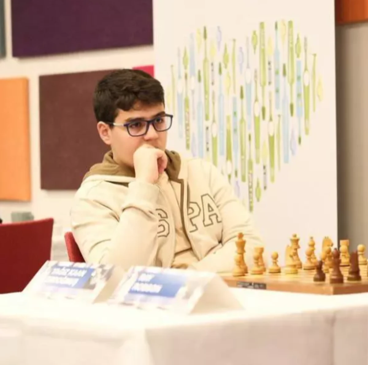 D&uuml;nyanın en gen&ccedil; S&uuml;per B&uuml;y&uuml;kusta'sı artık bir T&uuml;rk 35 yıllık rekoru tarihe g&ouml;md&uuml;