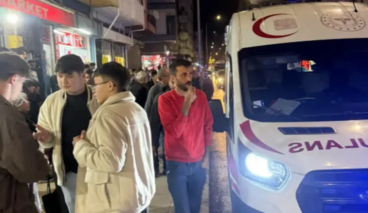 Eski kız arkadaşını bı&ccedil;akla yaraladı