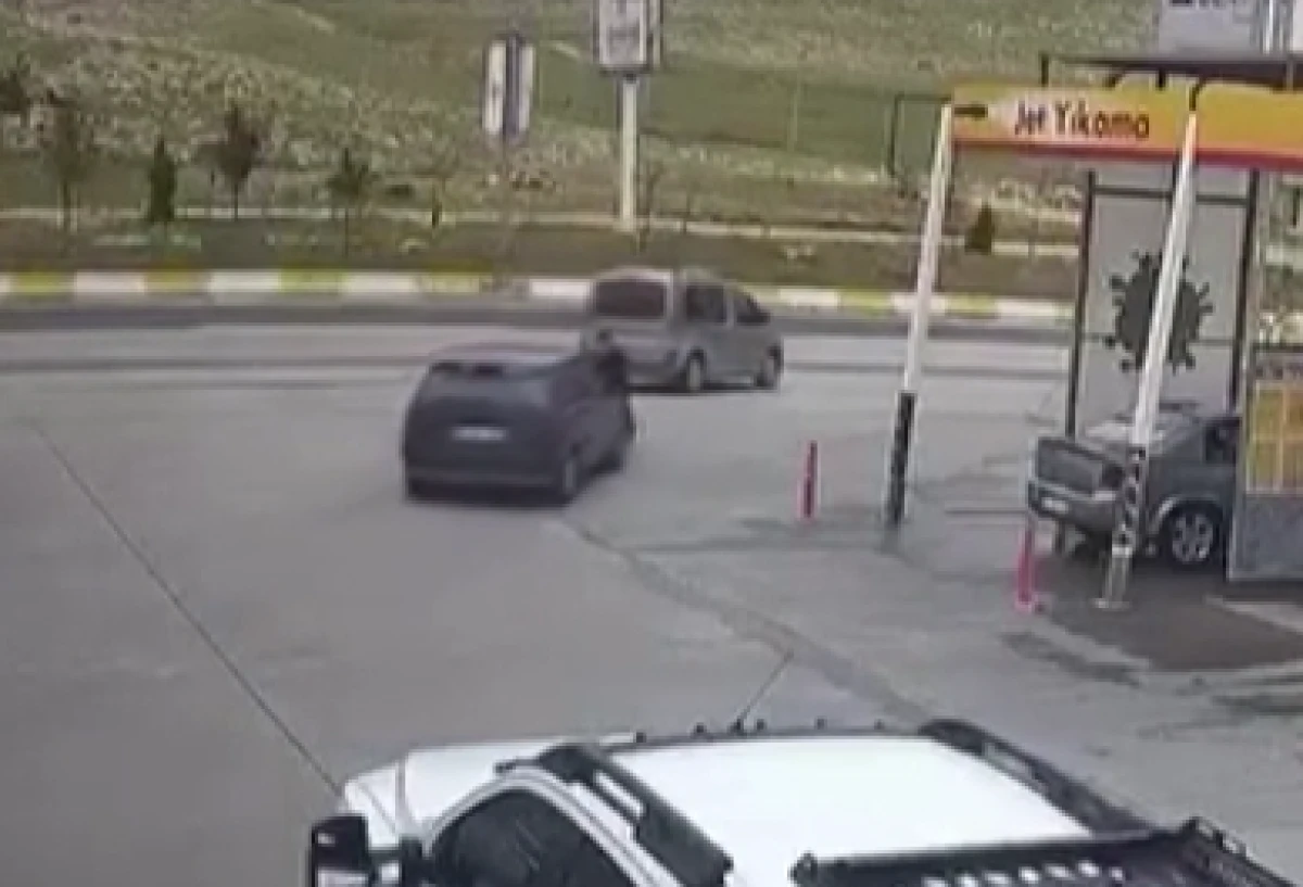 Faciaya ramak kala durdurdular                    