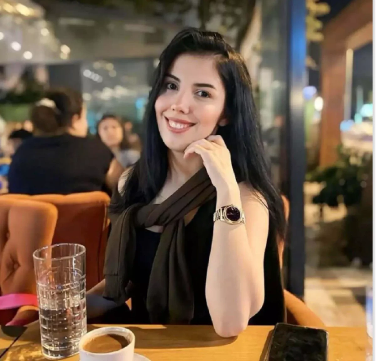 Fatma'yı sokak ortasında &ouml;ld&uuml;rm&uuml;şt&uuml;: 4 metre s&uuml;r&uuml;kleyip, 3 kez yere fırlatmış! 