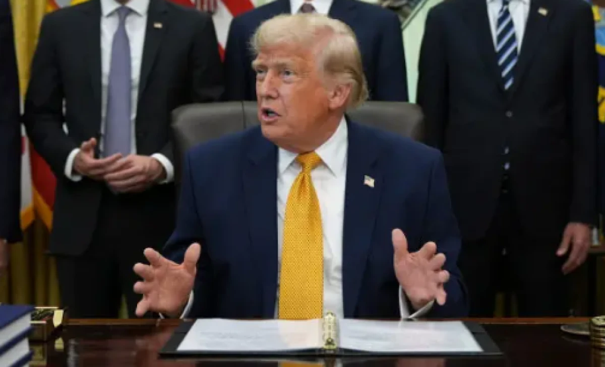 Fiyatlara isyan etti! Trump'tan petrol talimatı! 'M&uuml;şteriler kazıklanıyor'