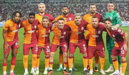 Galatasaray'da ayrılacak isimler belli oldu 
