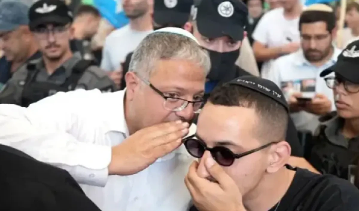 Gazze'yi işgal etmeliyiz İsrail&rsquo;de gen&ccedil; se&ccedil;men aşırı sağa kayıyor
