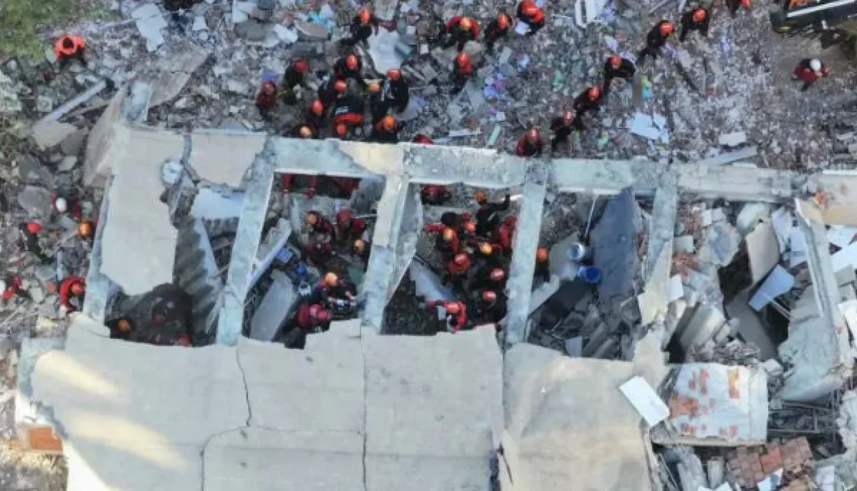 Gebze'de 4 kişi hayatını kaybetmişti! &Ccedil;&ouml;ken bina ile ilgili nihai rapor savcılığa sunuldu