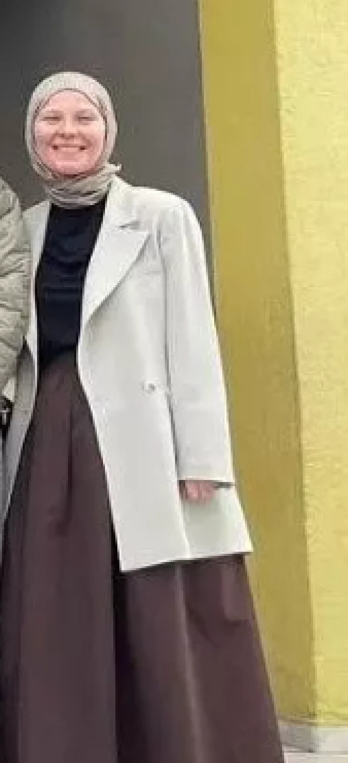 Gen&ccedil; &ouml;ğretmen evde &ouml;l&uuml; bulundu                