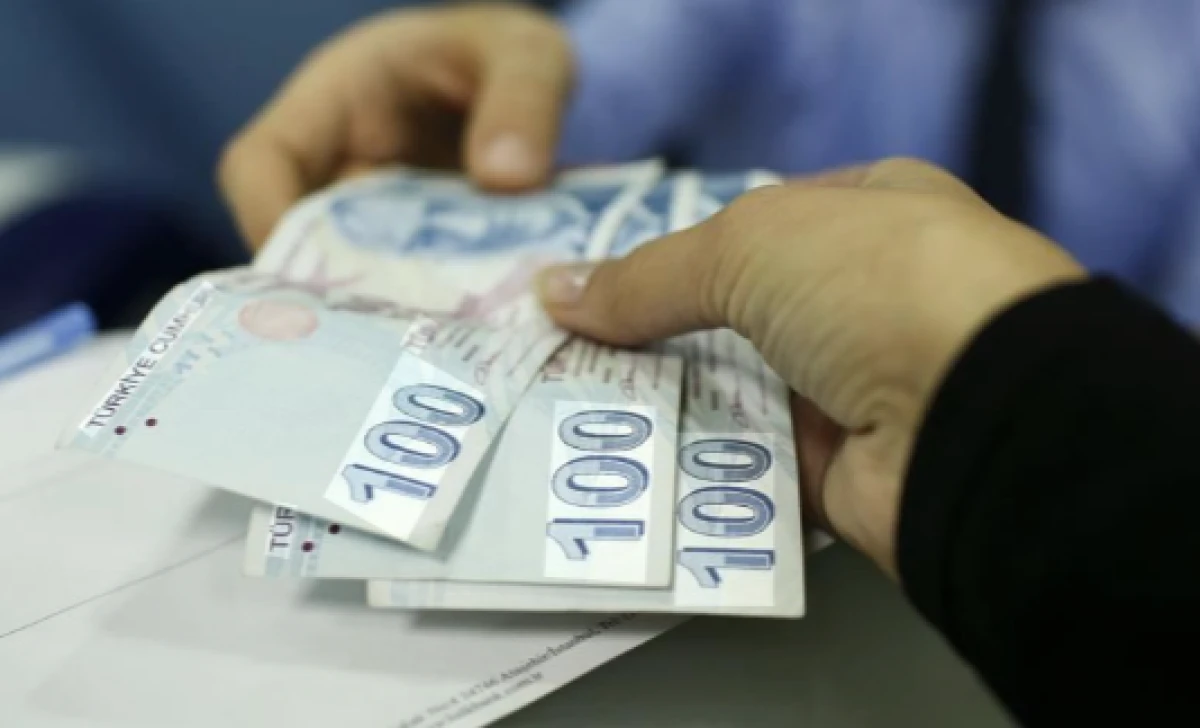 Gen&ccedil;lerin istihdamına &uuml;cret ve prim desteği geliyor           