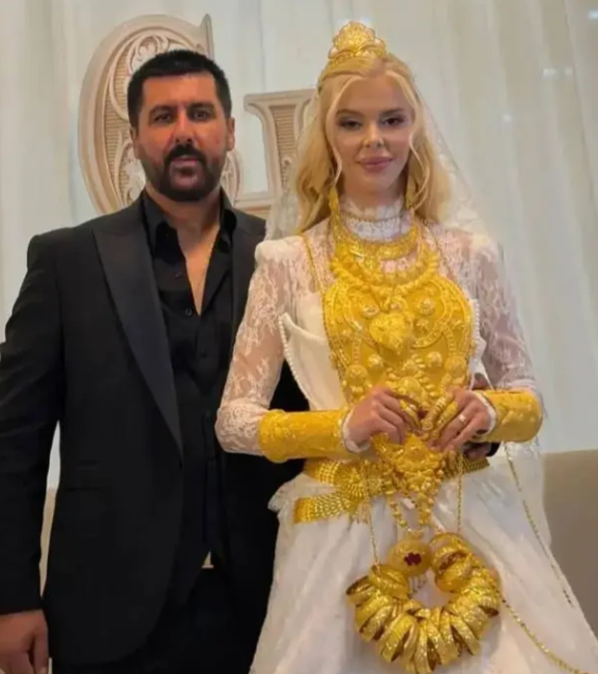 G&ouml;zaltına alınan Vanlı Kara Haydar'ın eşinden dikkat &ccedil;eken hamle!