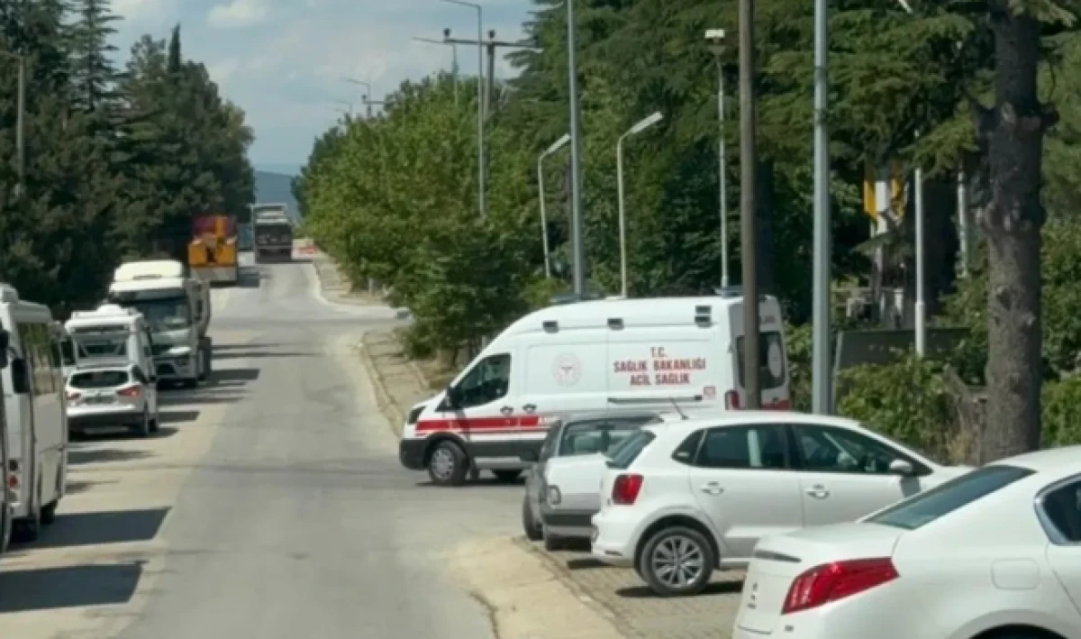Granit fabrikasında patlama. 1 iş&ccedil;i hastaneye kaldırıldı