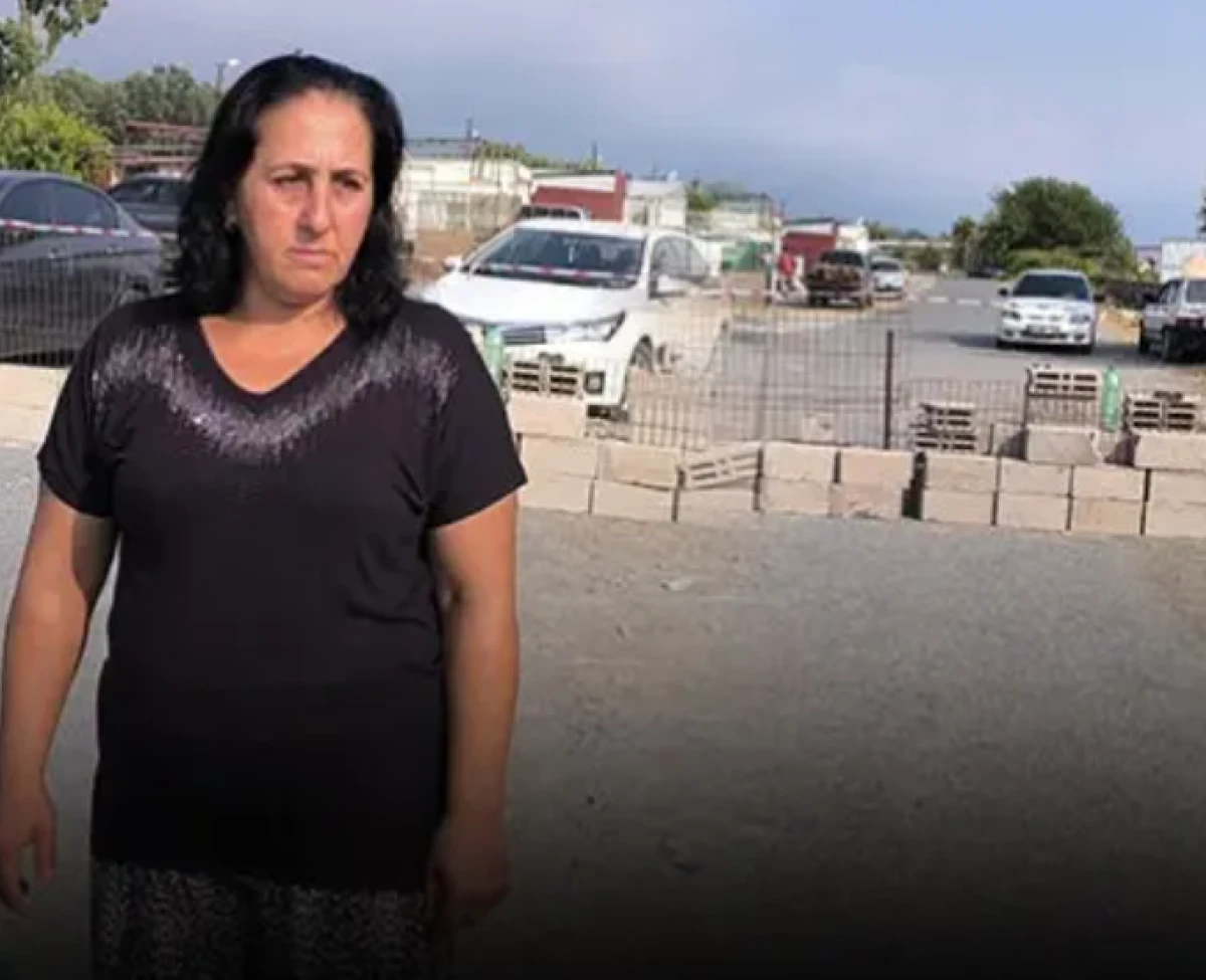 Hatay'da ruhsat krizi! Sahil yolunu ulaşıma kapatan kadından akılalmaz iddia