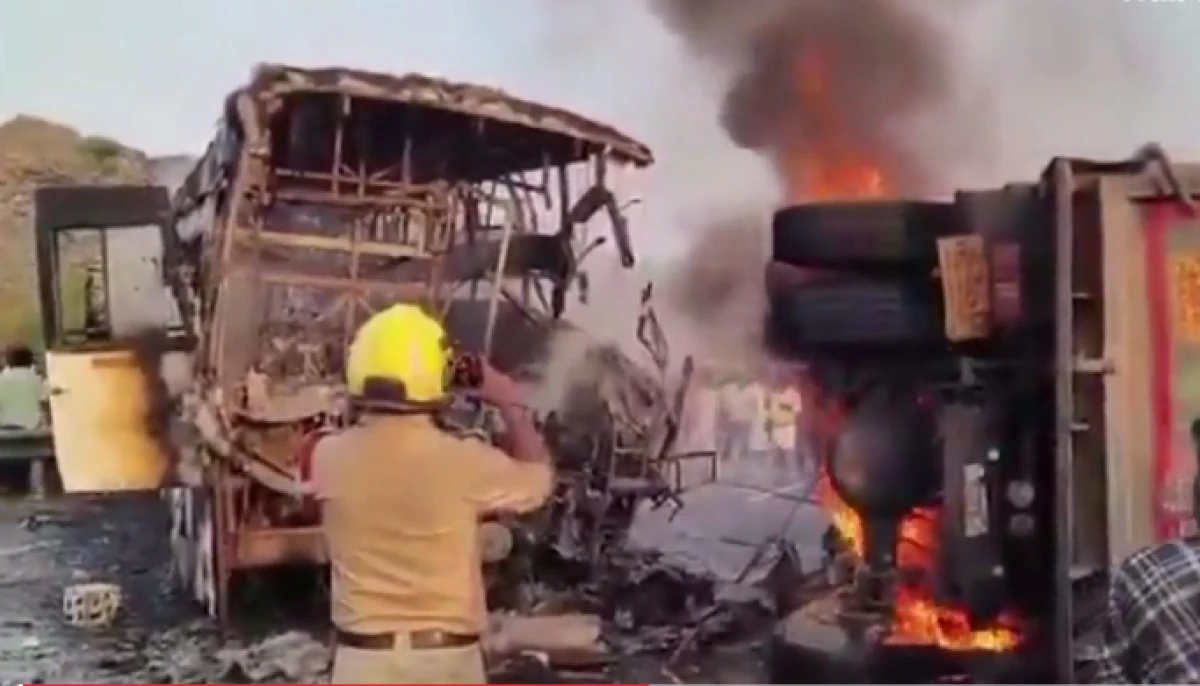 Hindistan'da feci kaza                        