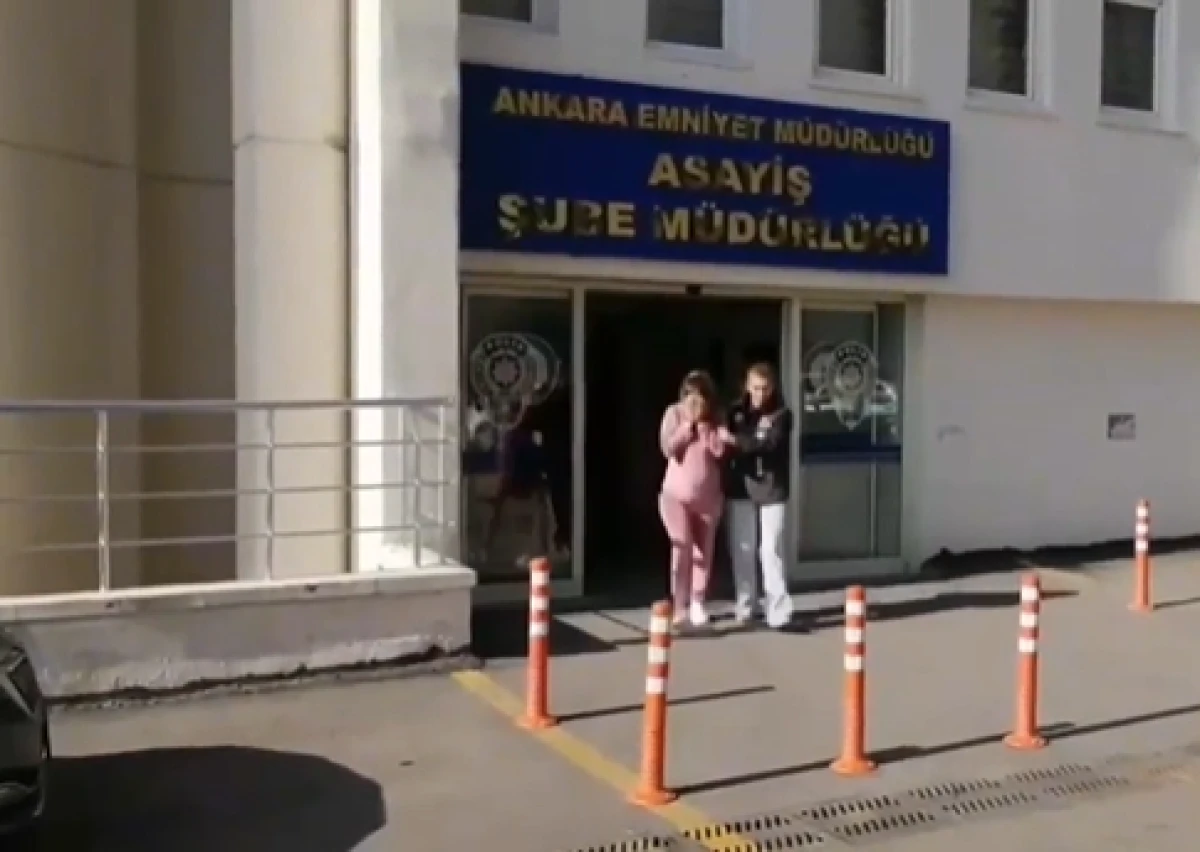 Hırsızlık ş&uuml;phelisi ka&ccedil;arken bindiği otob&uuml;ste yakalandı