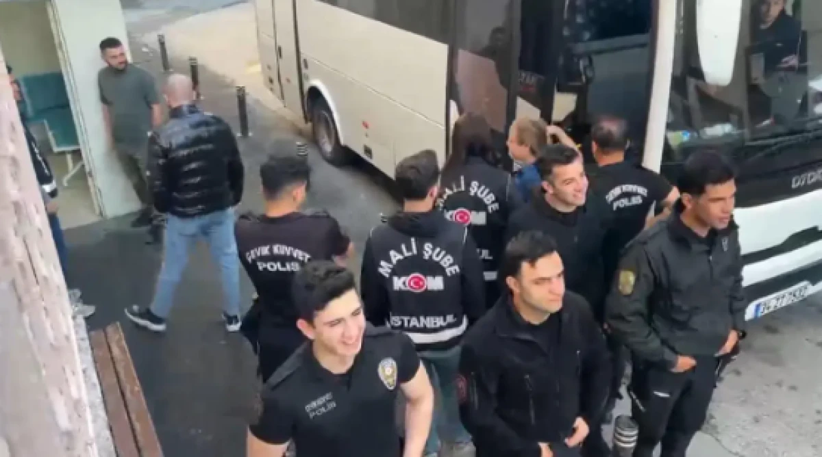 İBB'ye ihale operasyonu! Ş&uuml;pheliler sağlık kontrol&uuml;nden ge&ccedil;irildi