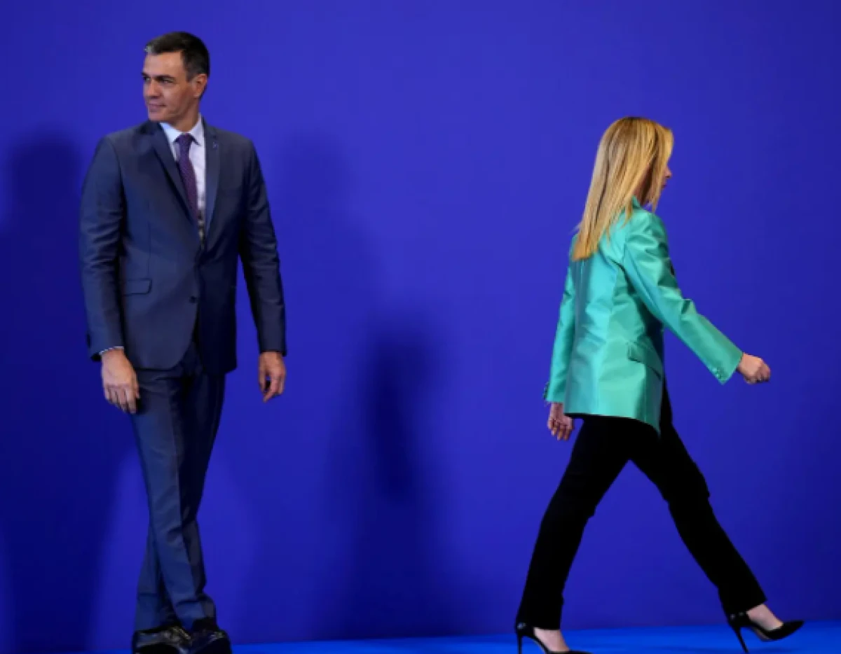 İki AB &uuml;lkesi birbirine girdi! Schengen vizesine bir darbe daha! Tokat gibi misilleme