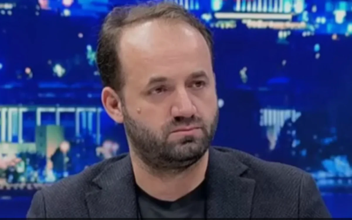 İlahi okumak darbe sebebiydi!               