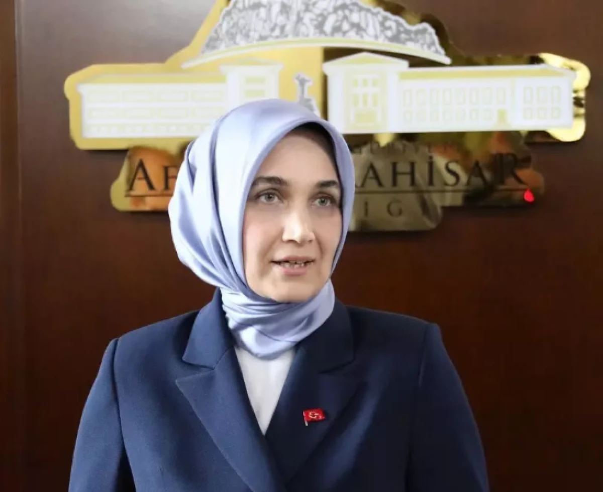 İlk baş&ouml;rt&uuml;l&uuml; vali olarak tarihe ge&ccedil;mişti!            