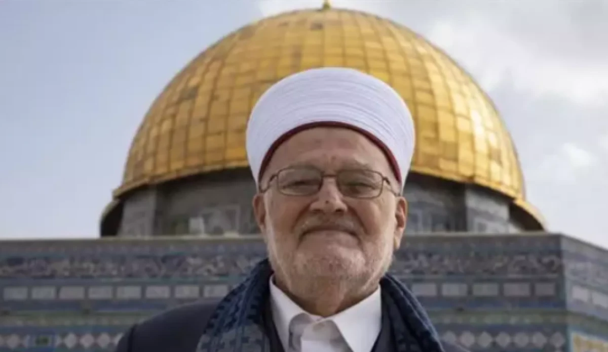 İmam hatip Şeyh İkrime'nin cuma namazı i&ccedil;in Mescidi Aksa'ya girmesi engellendi