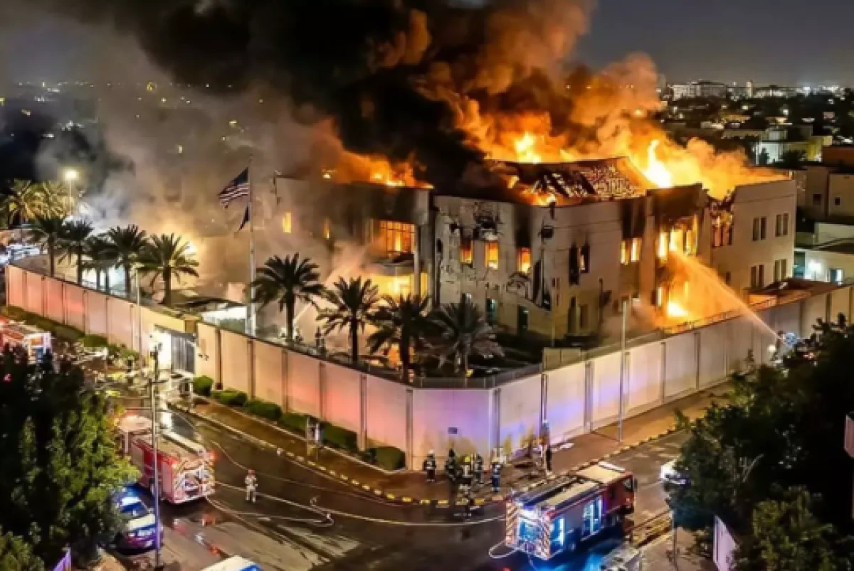 İran &uuml;lkenin kalbini vurdu!               