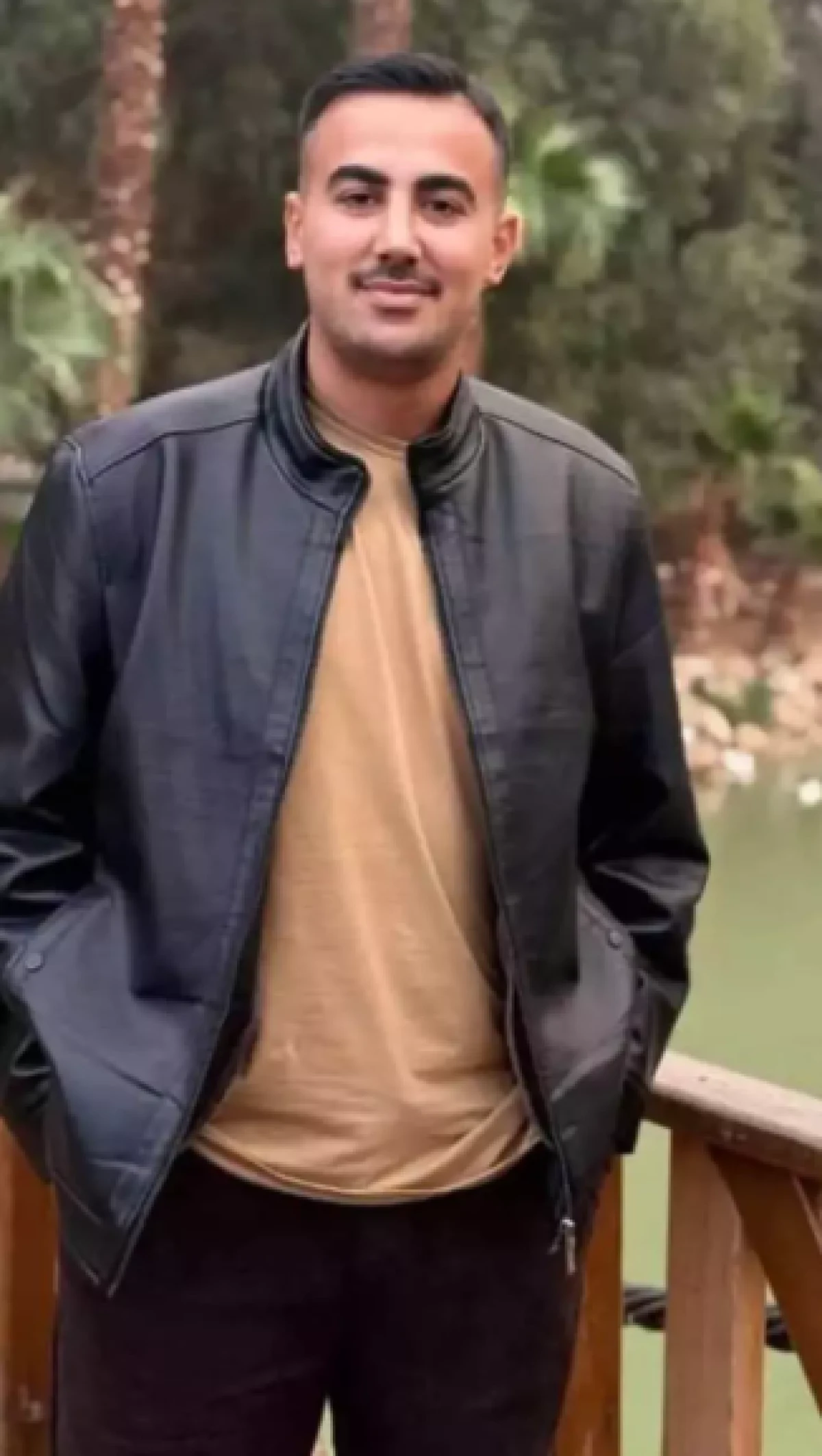 İran'da aracına İsrail f&uuml;zesi isabet etmişti             