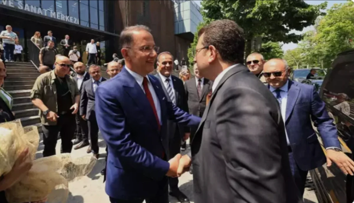 İskan karşılığında 3 daire istemiş                            