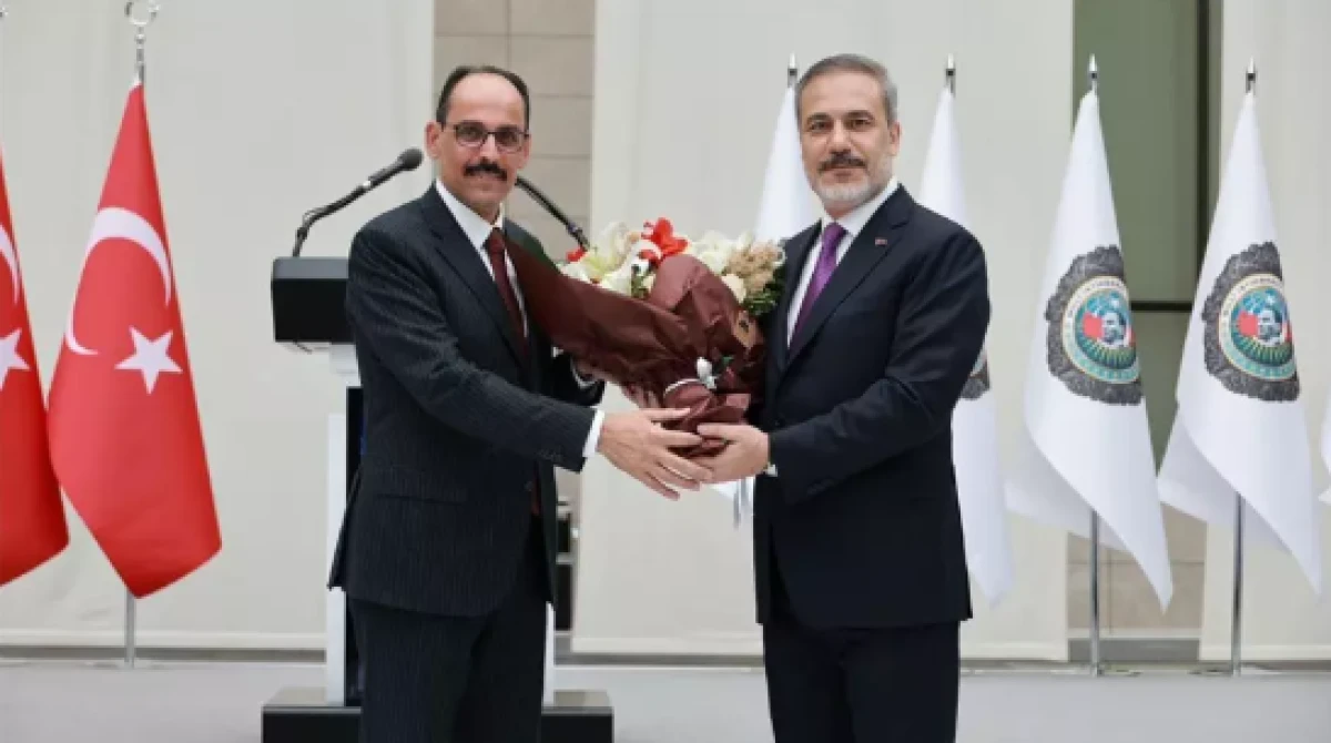 İsrail'e T&uuml;rkiye i&ccedil;in saldırı planı oluşturdu! ABD'li analist T&uuml;rk bakanları hedef aldı