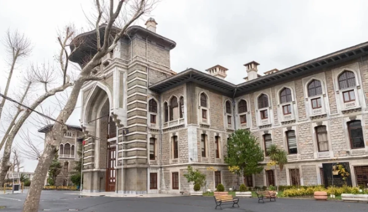 İstanbul Erkek Lisesi’nde korkunç olay!  