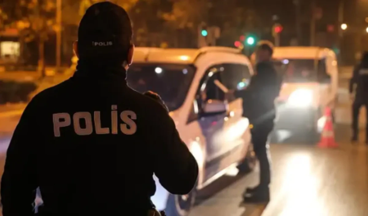 İstanbul ve Ankara'da emniyet personelinin izinleri iptal edildi
