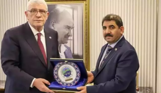 İYİ Parti'de bir ayrılık daha! Belediye başkanı istifa etti 