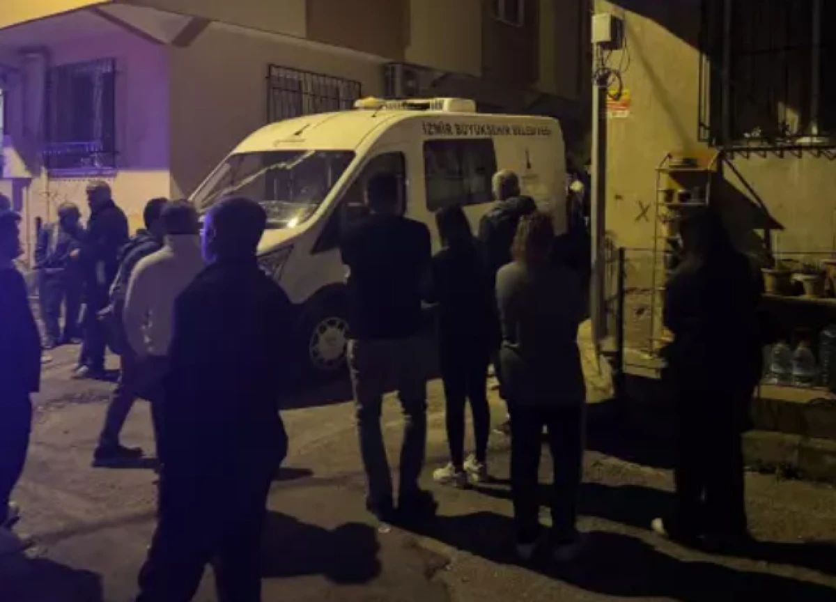 İzmir'de cinayet! Boğazından vurularak &ouml;ld&uuml;r&uuml;ld&uuml;