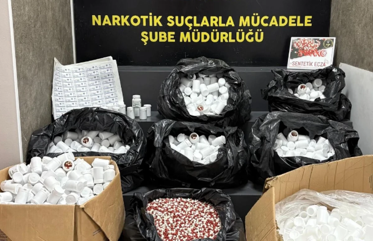 İzmir'de torbacı operasyonu!                        