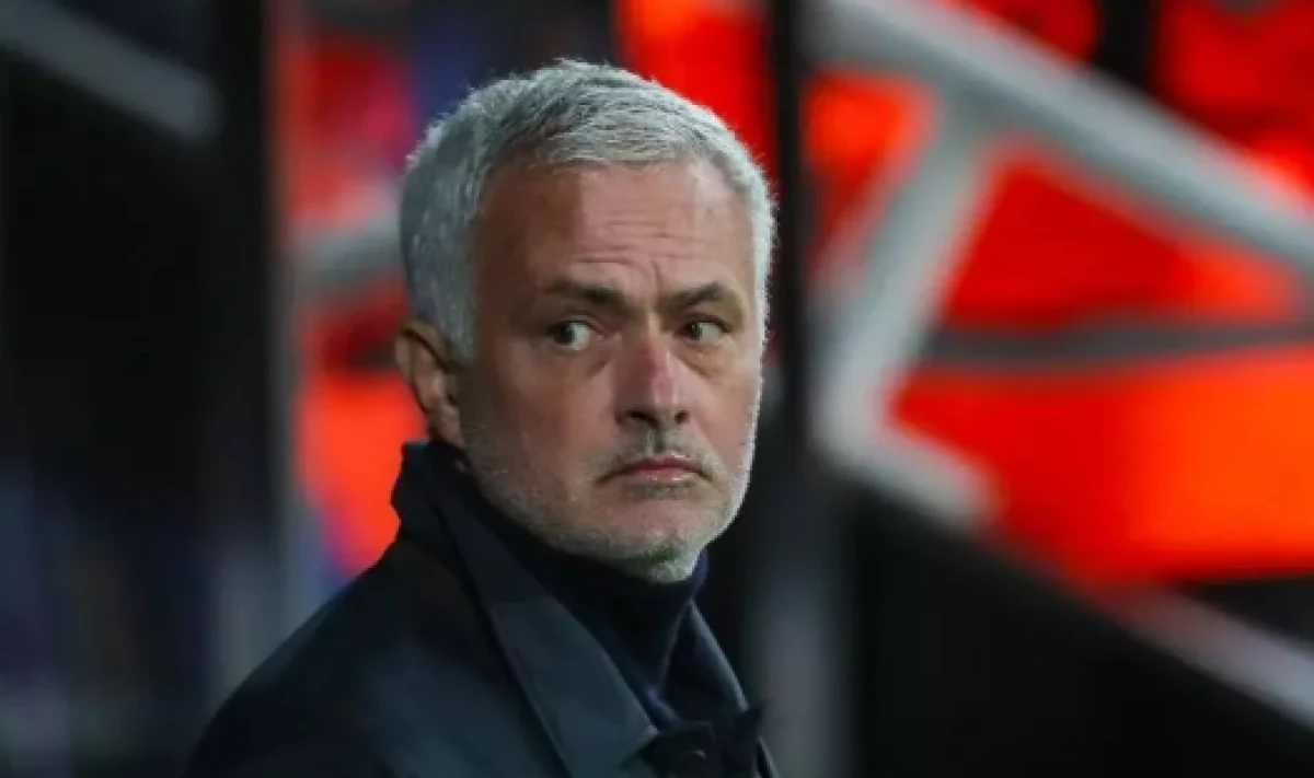 Jose Mourinho Portekiz'de kavga &ccedil;ıkardı!                   