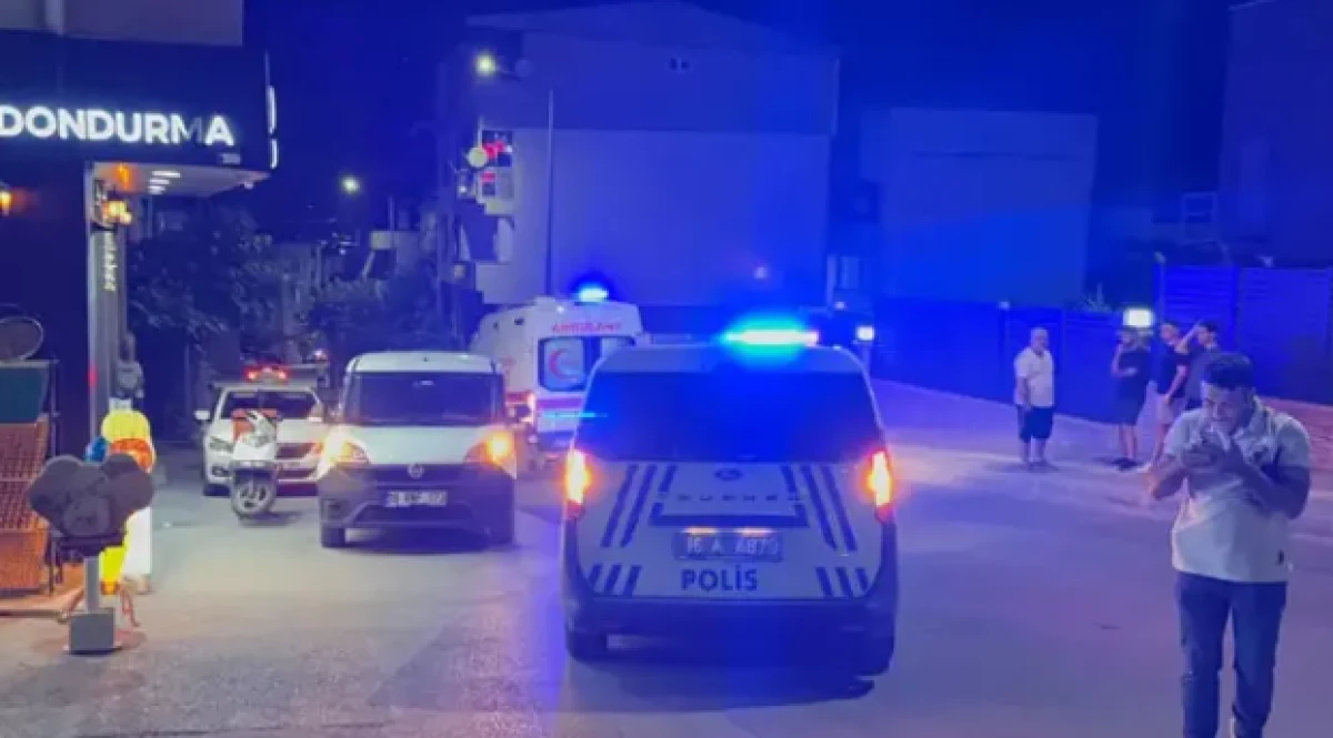 Kafede tartıştığı kişiyi tabancayla bacağından vurup ka&ccedil;tı